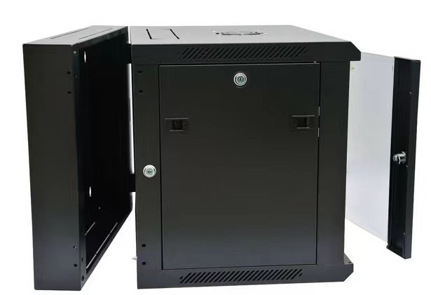 L'armoire du réseau peut-elle ajuster automatiquement la température interne?